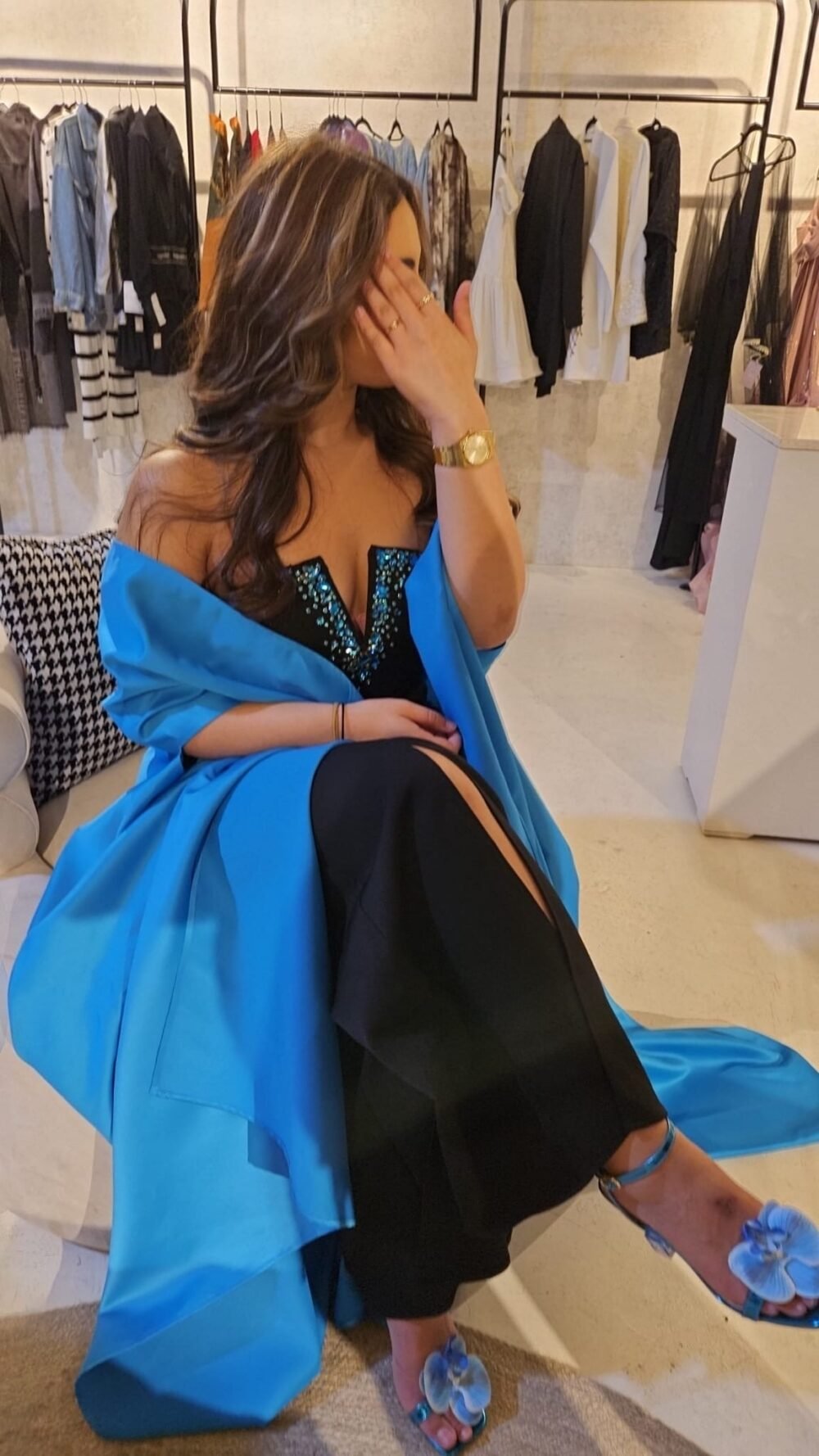 ⁦Blue jumpsuit⁩ - الصورة ⁦4⁩